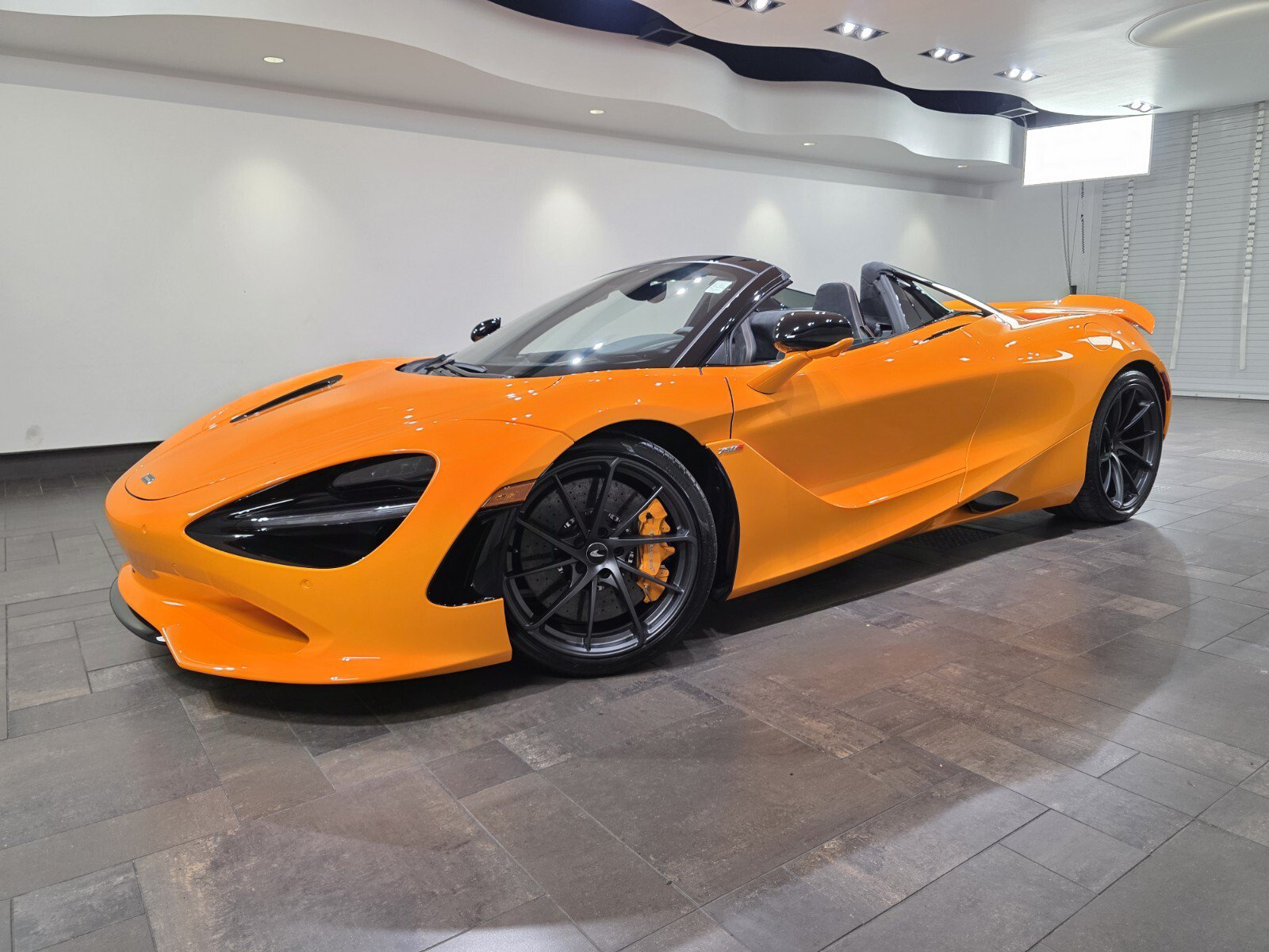 New 2027 McLaren 750S Spider 1