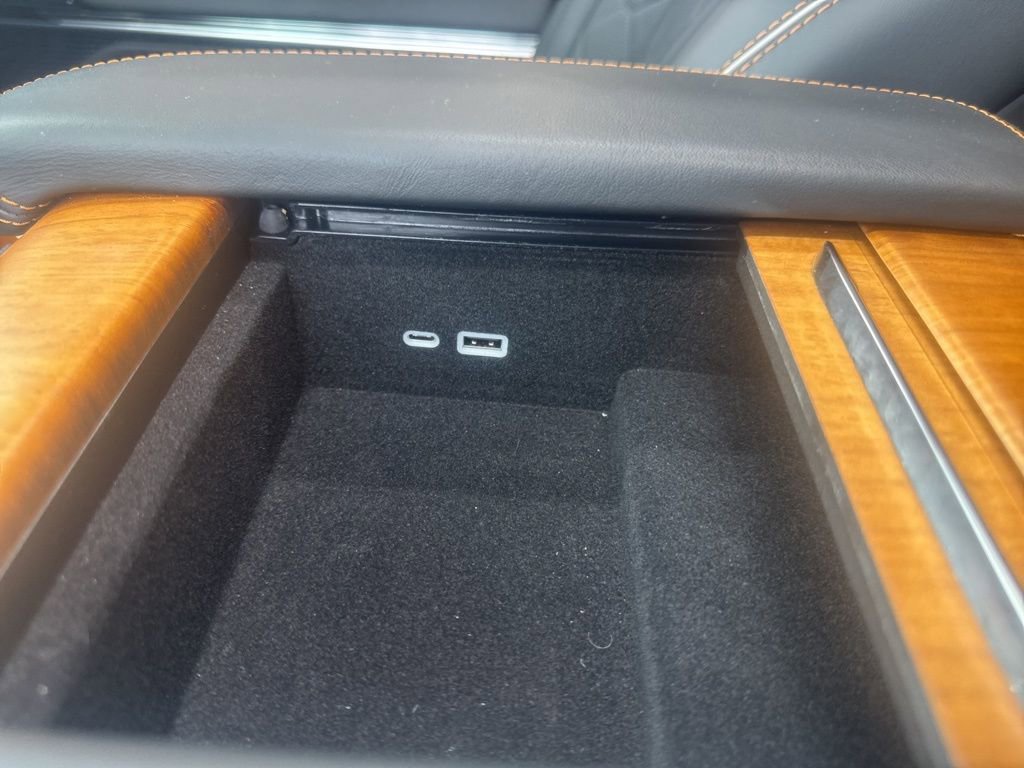 2025 Jeep Grand Wagoneer Series III