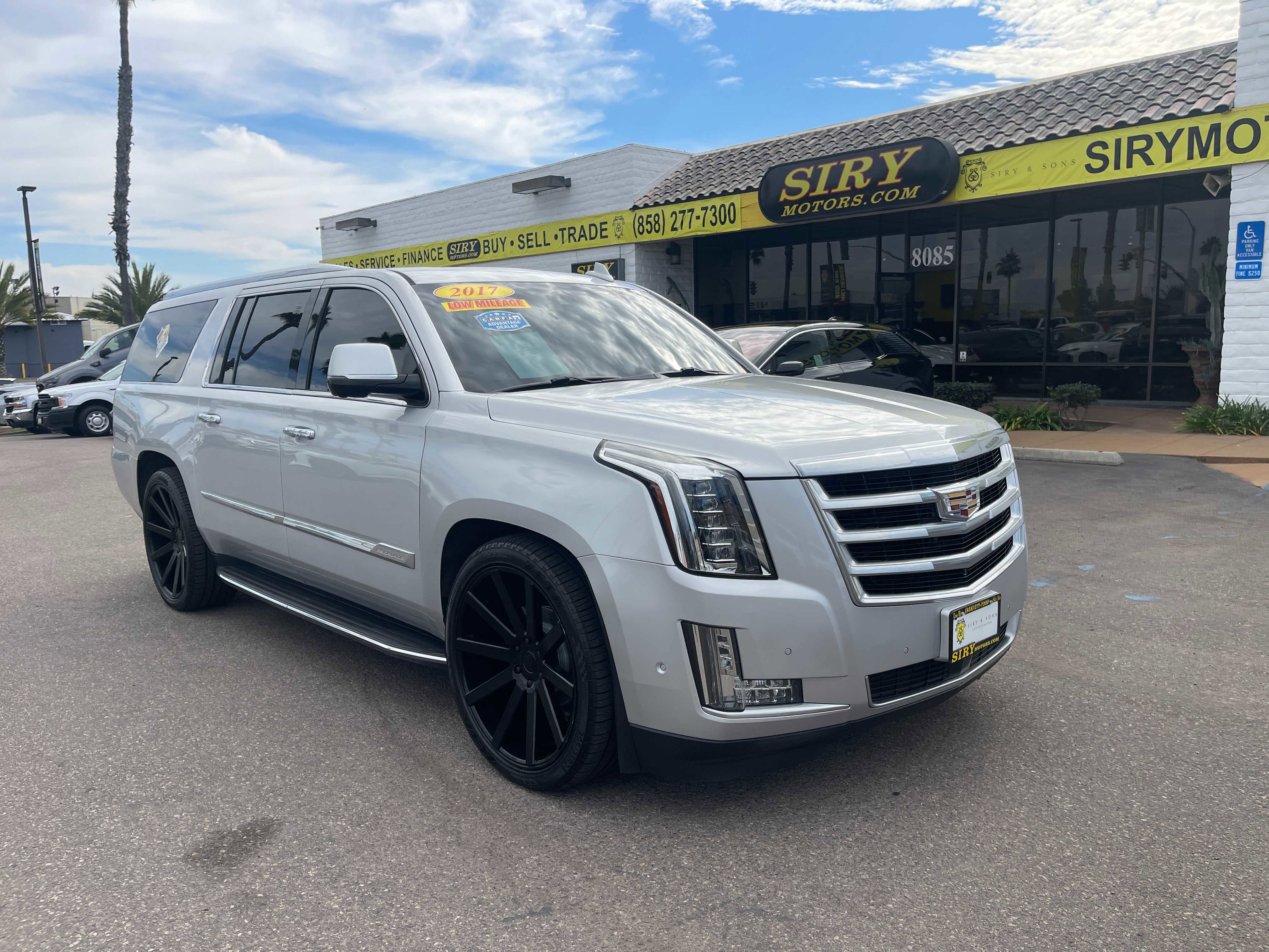 2017 Cadillac Escalade ESV Premium Luxury