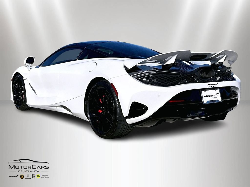 New 2026 McLaren 750S photo 3