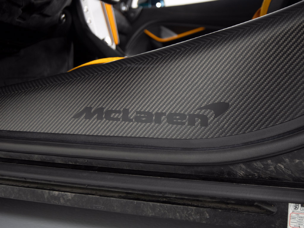 Used 2024 McLaren 750S Spider photo 13