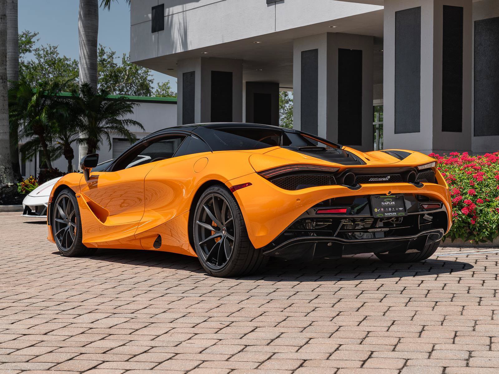Used 2022 McLaren 720S Performance photo 31