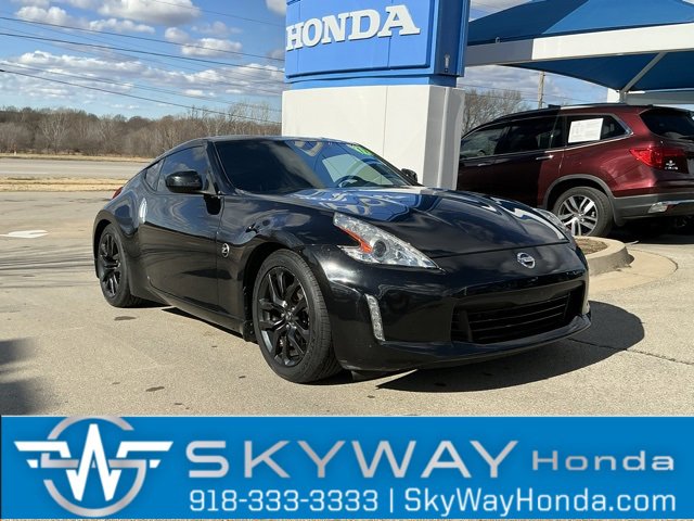 Used 2017 Nissan 370Z Coupe