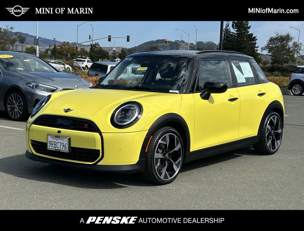 2025 MINI Hardtop Cooper S Signature Trim