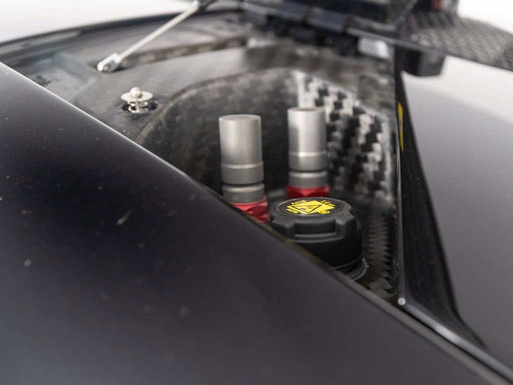 Used 2015 McLaren P1 photo 77