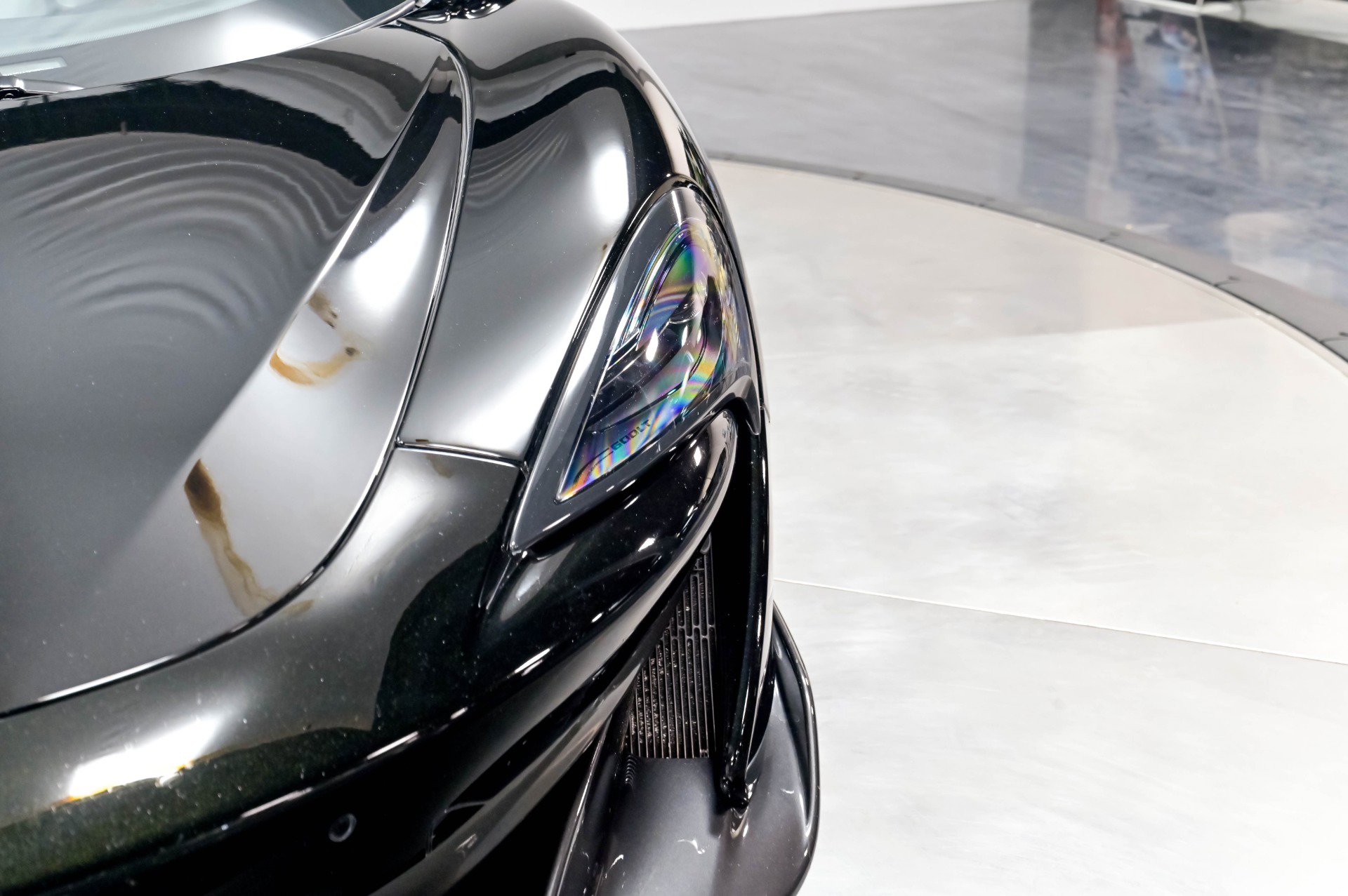 Used 2019 McLaren 600LT photo 38