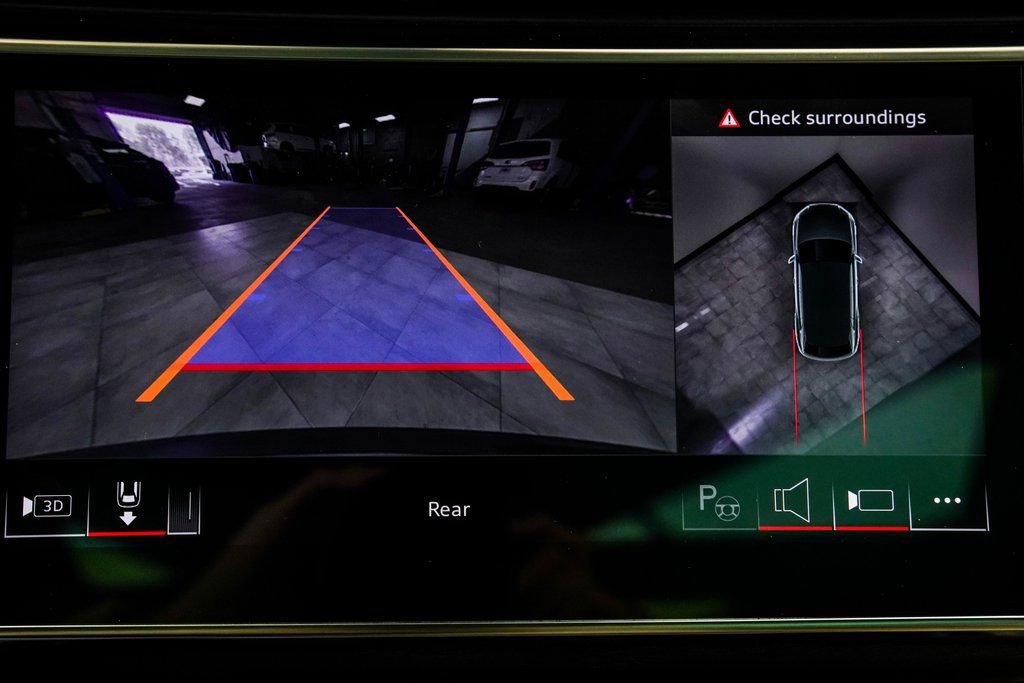 2024 Audi Q8 Prestige