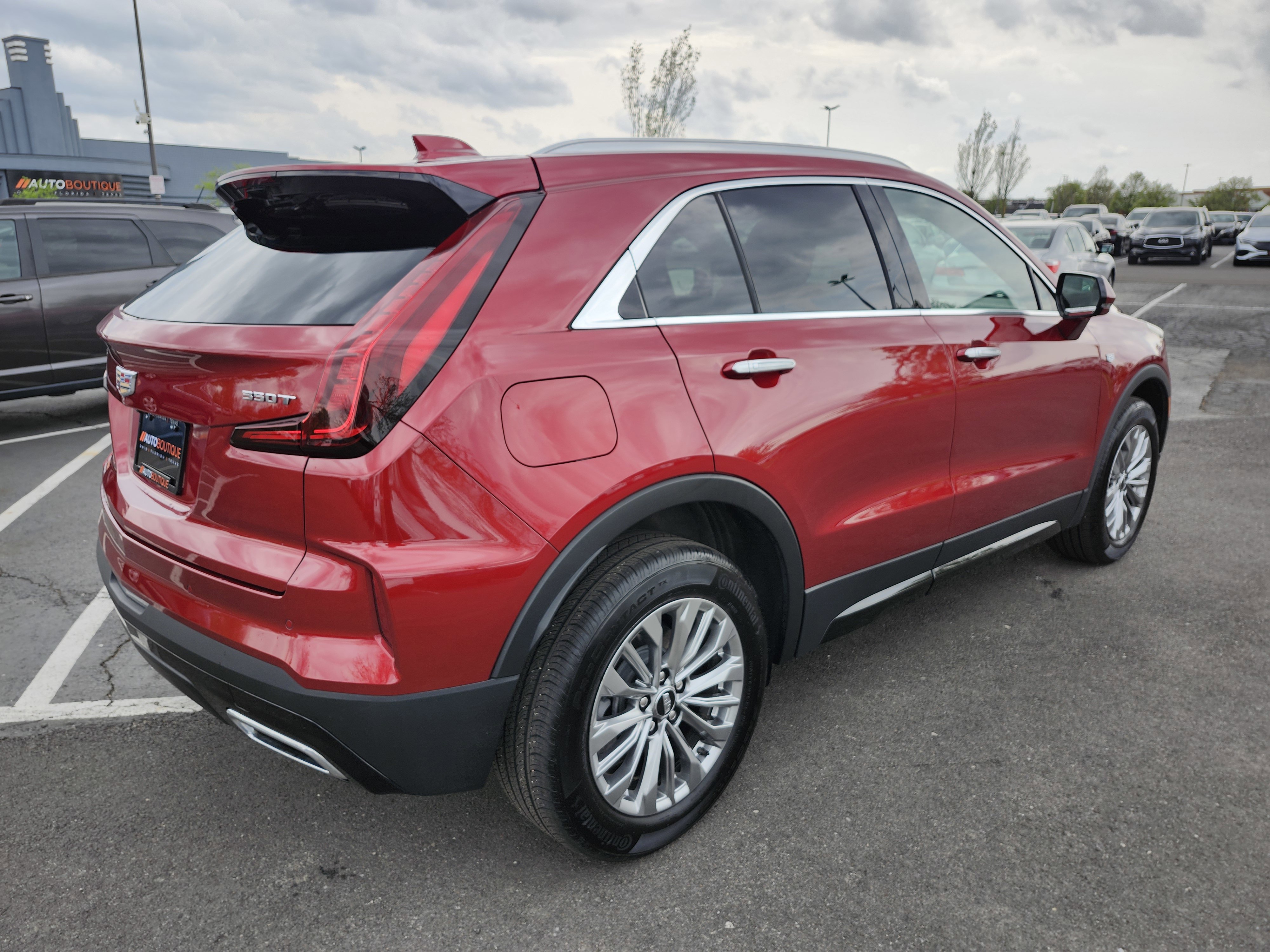 2024 Cadillac XT4 Premium Luxury