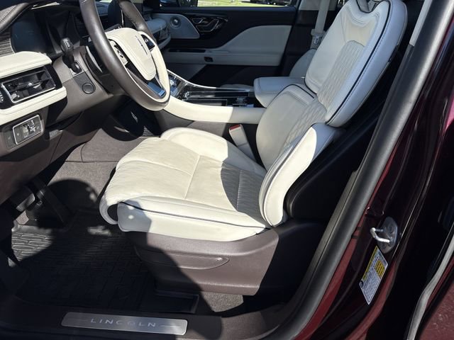 2022 Lincoln Aviator Black Label