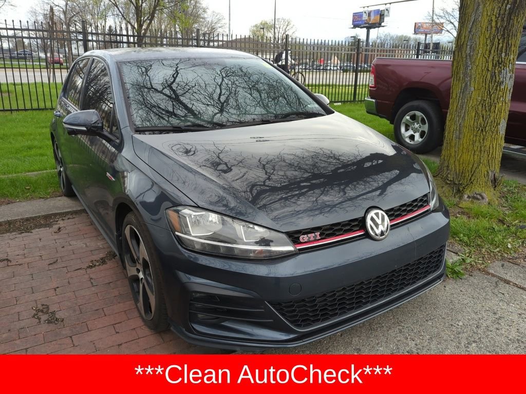 2019 Volkswagen GTI SE