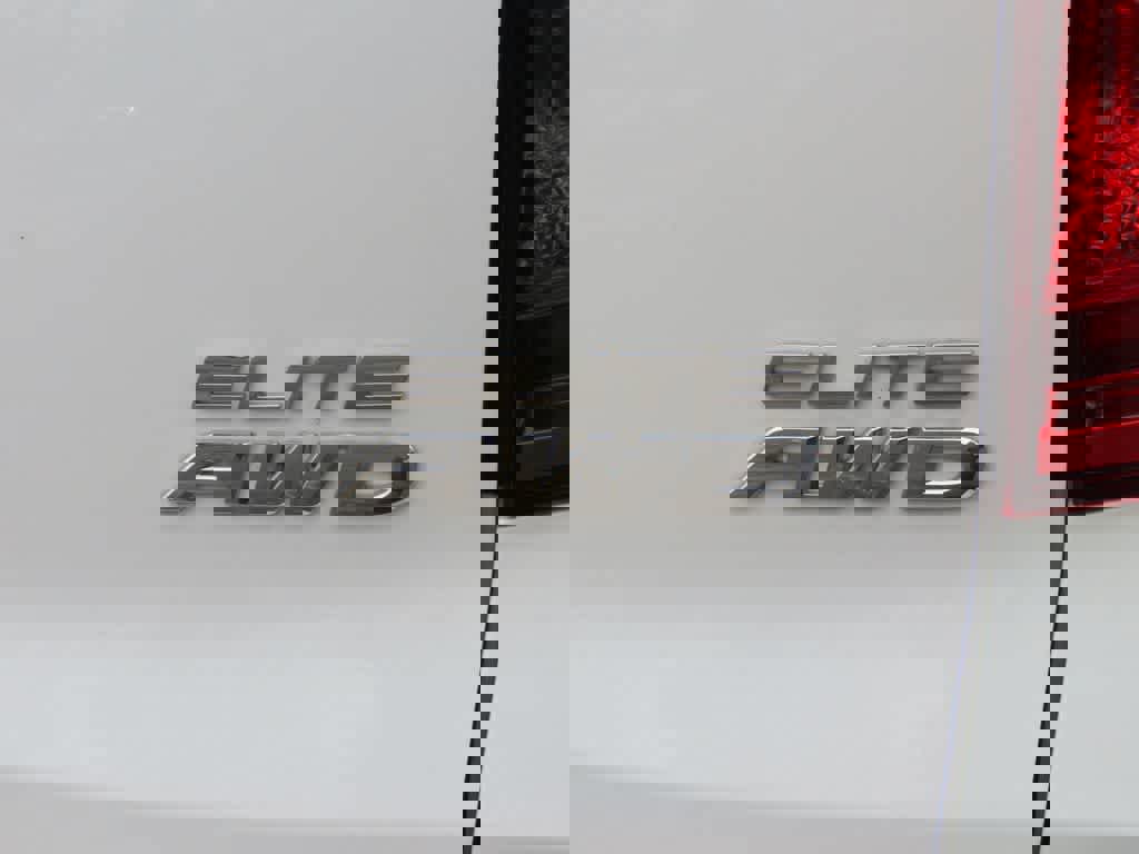 2023 Honda Passport Elite