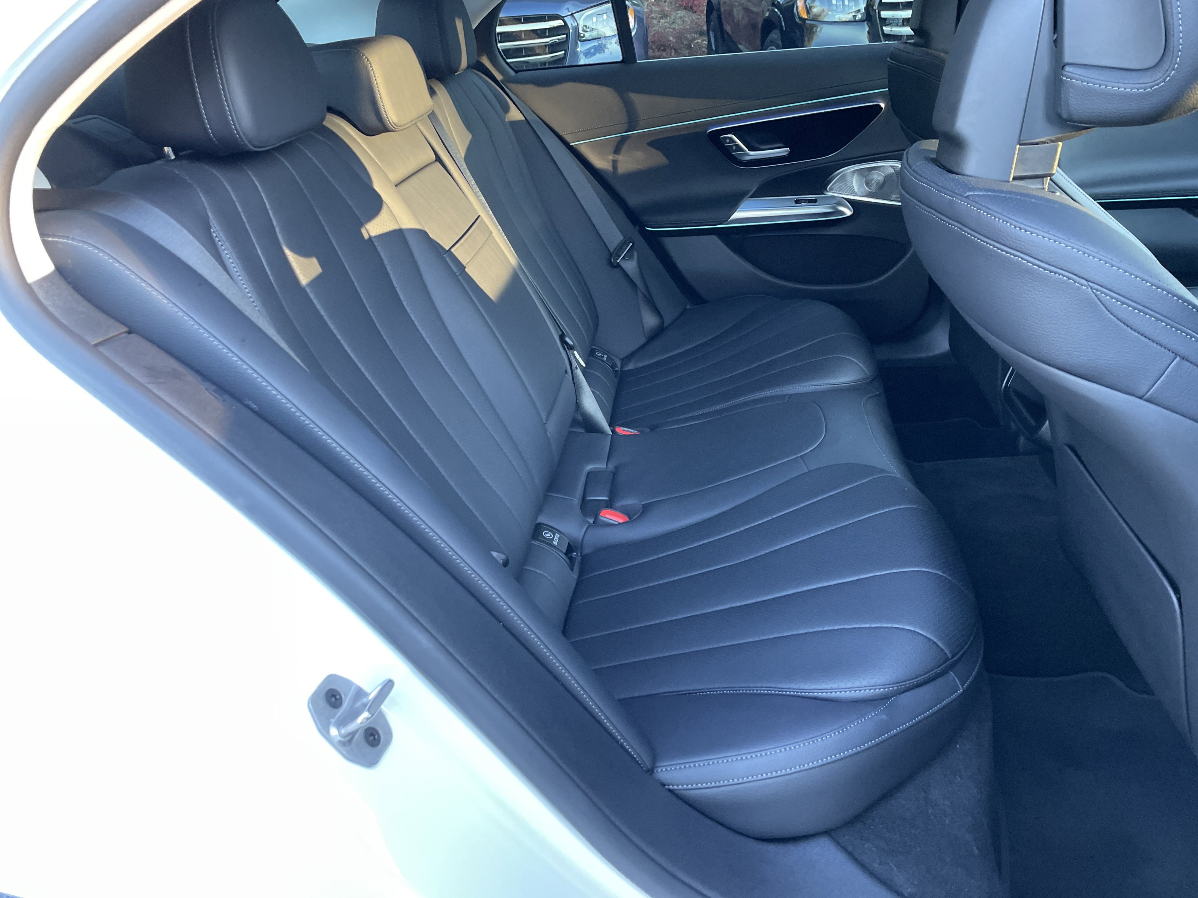 2025 Mercedes-Benz E 350 4MATIC Sedan