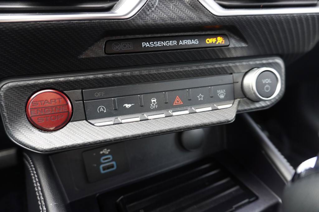 2024 Ford Mustang Premium