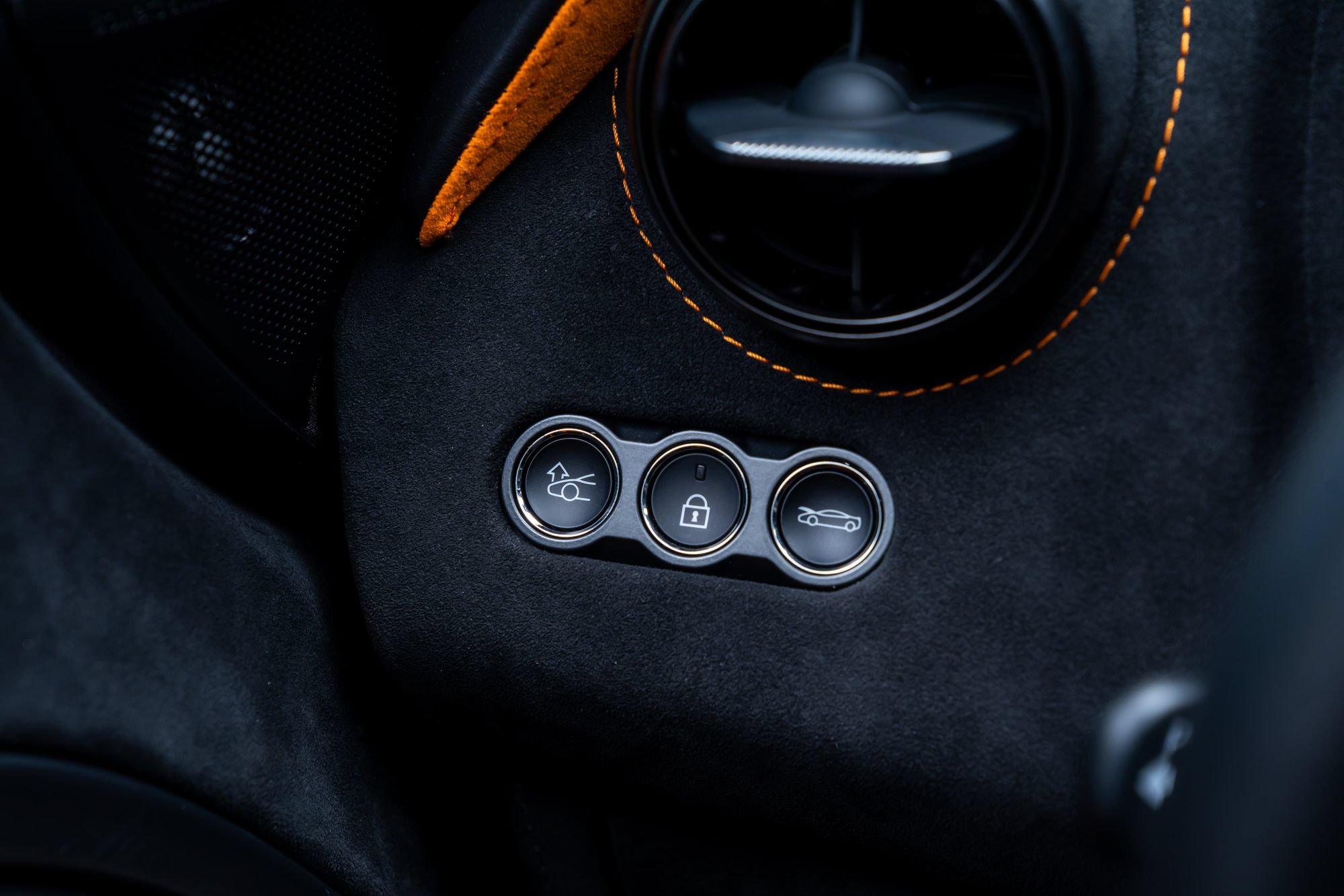 Used 2024 McLaren 750S photo 36
