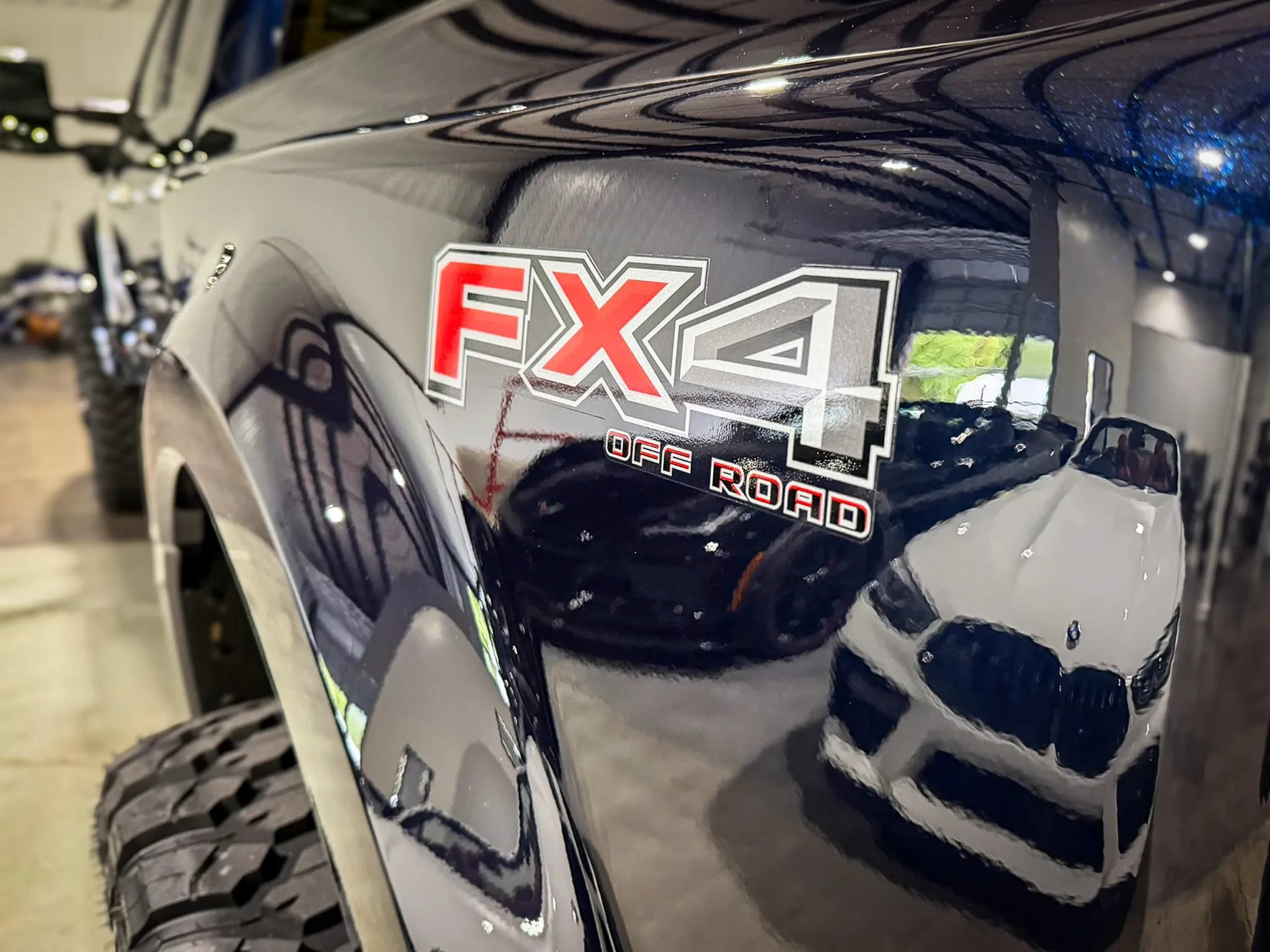2025 Ford F-450 Super Duty Platinum - Photo 10