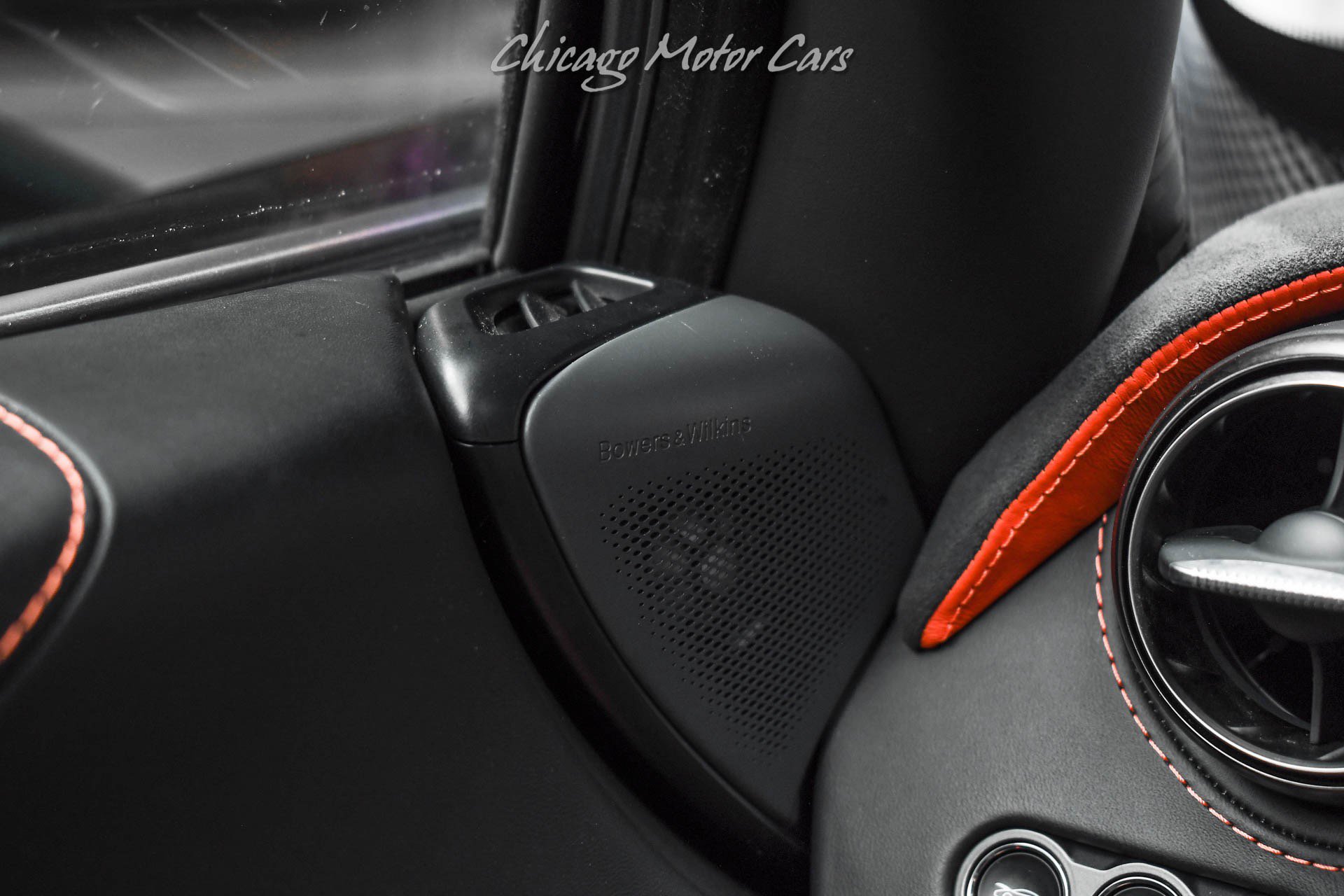 Used 2022 McLaren 720S Performance photo 28