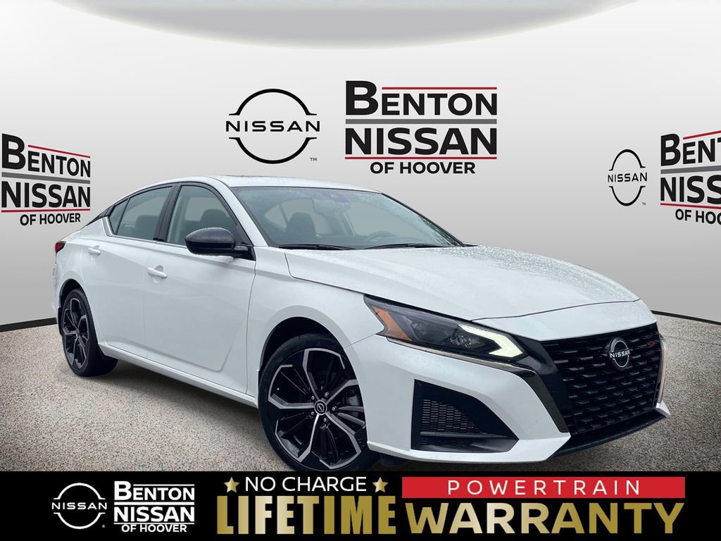 Used 2023 Nissan Altima 2.5 SR w/ SR Premium Package