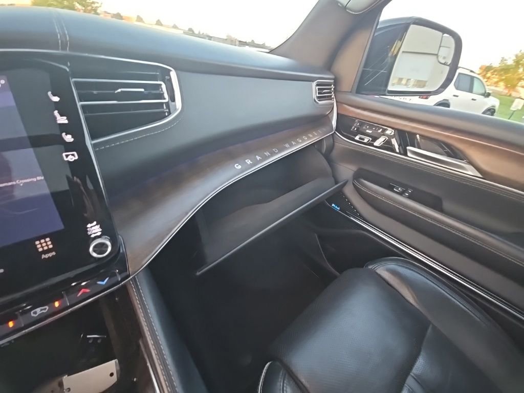 2023 Jeep Grand Wagoneer Series II