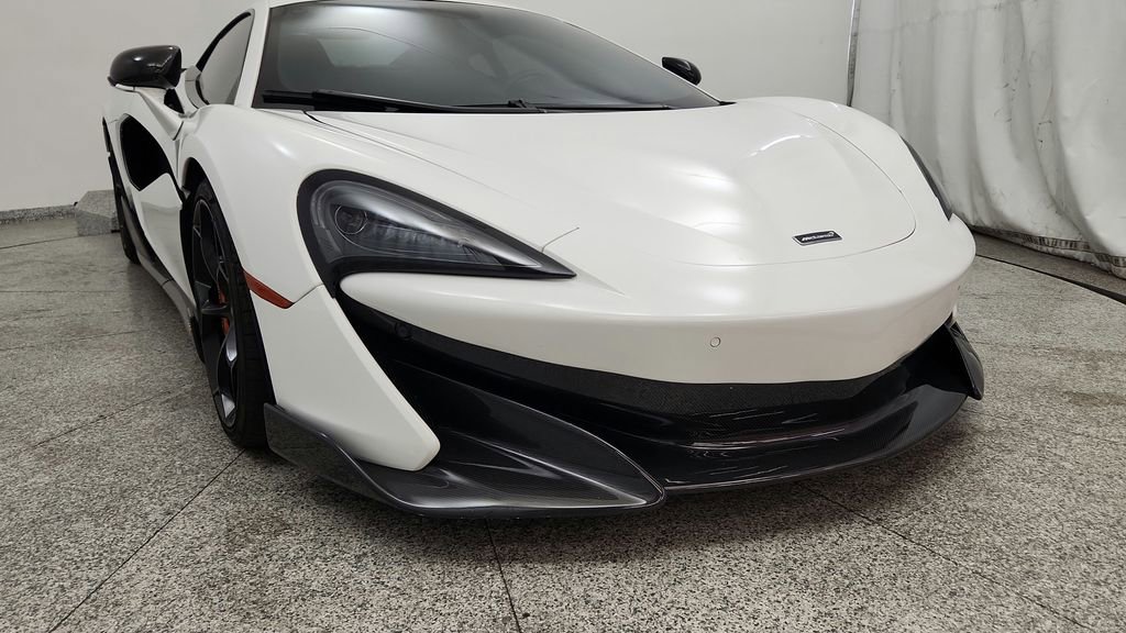 Used 2019 McLaren 600LT photo 11