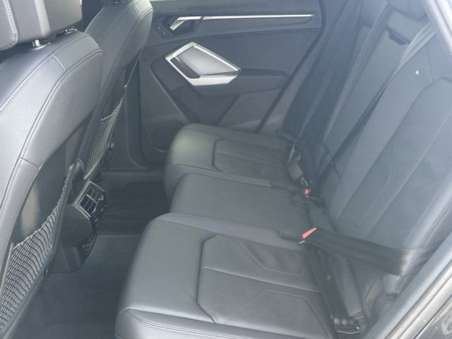 2022 Audi Q3 2.0T Premium Plus