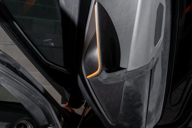 Used 2019 McLaren 720S Performance photo 25