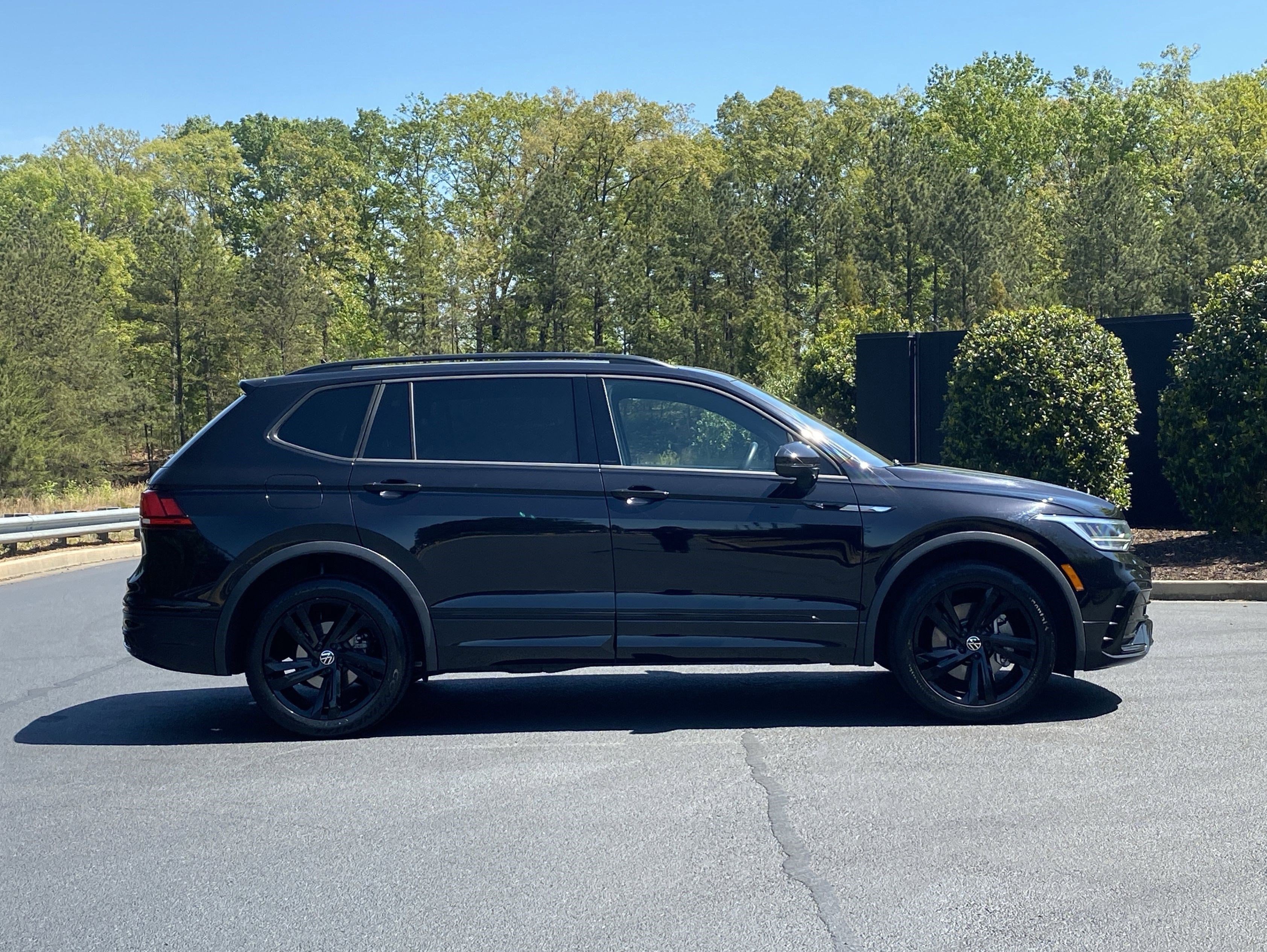 2023 Volkswagen Tiguan SE R-Line