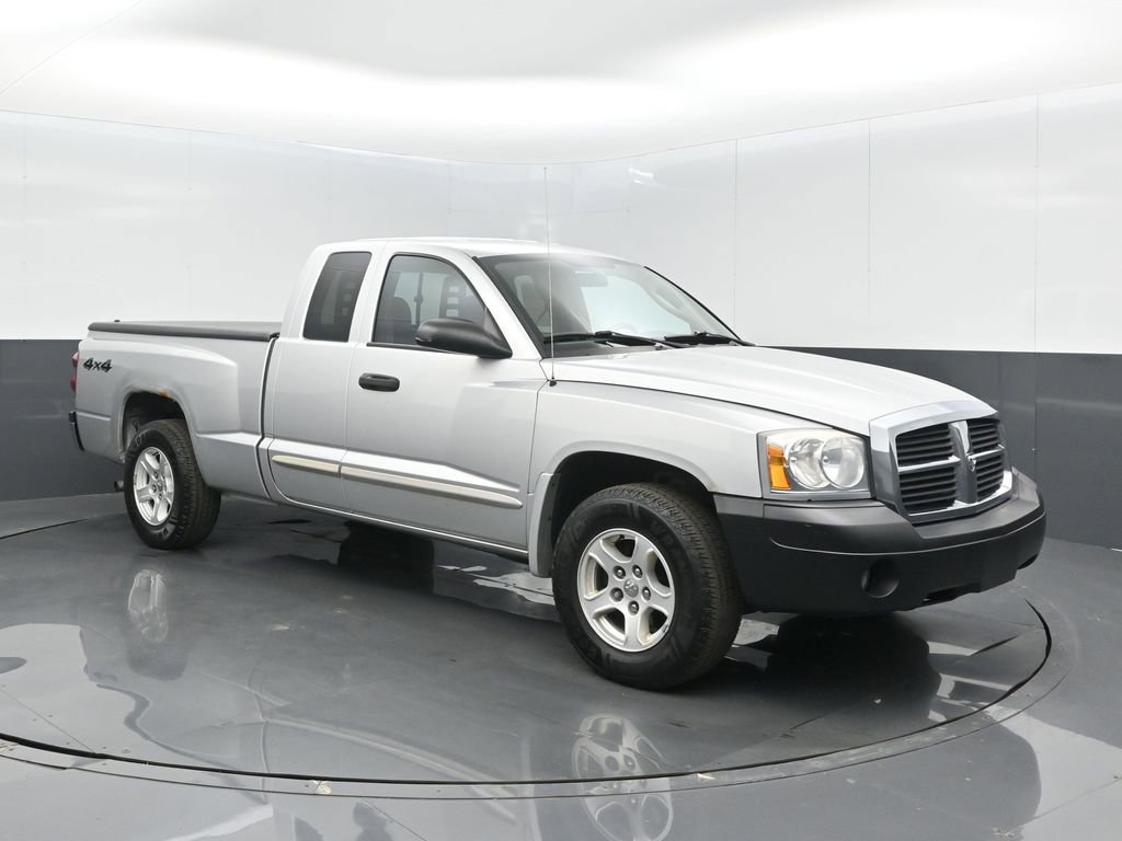2005 Dodge Dakota SLT