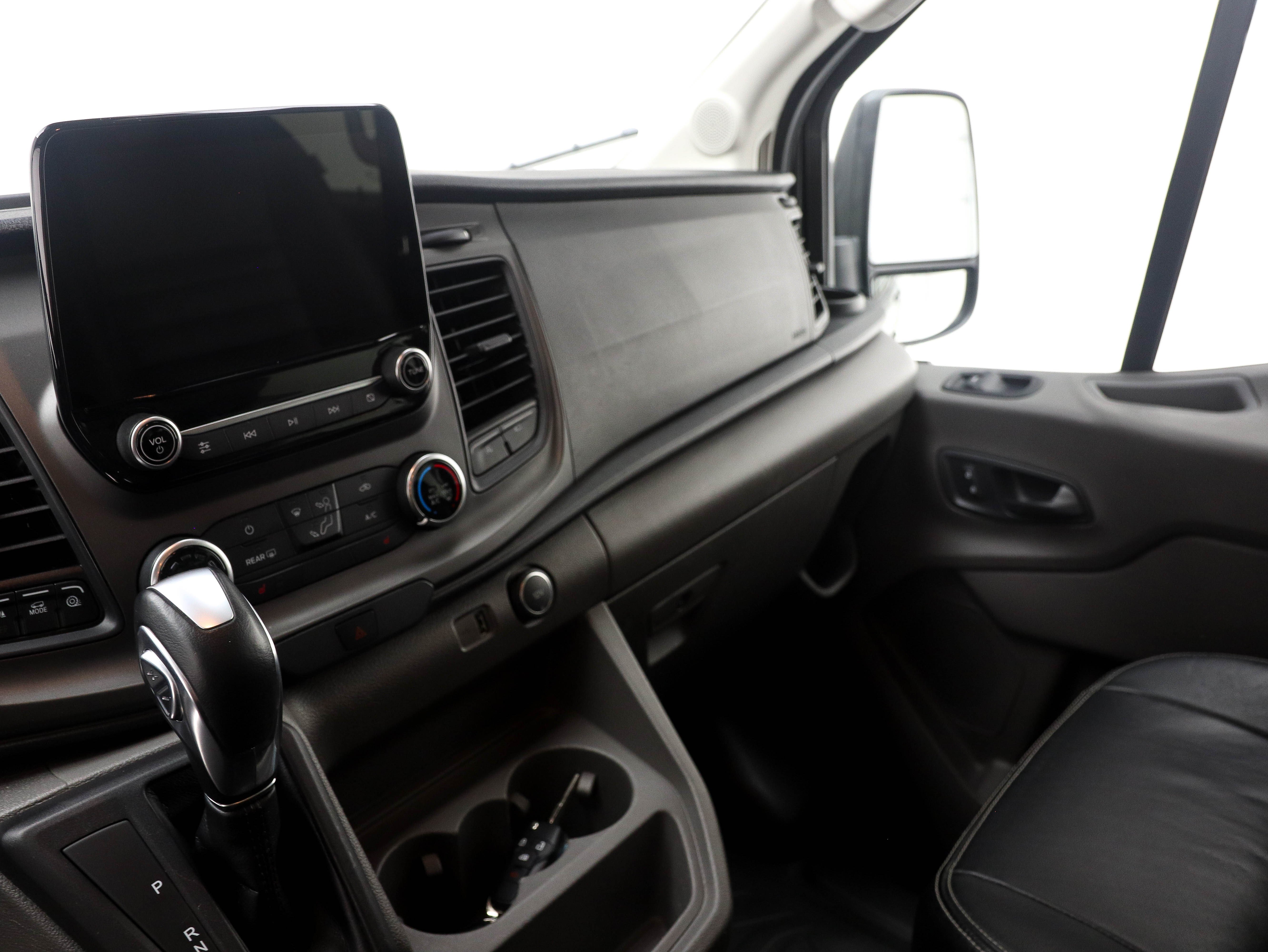 2020 Ford Transit Passenger Van XLT - Photo 14