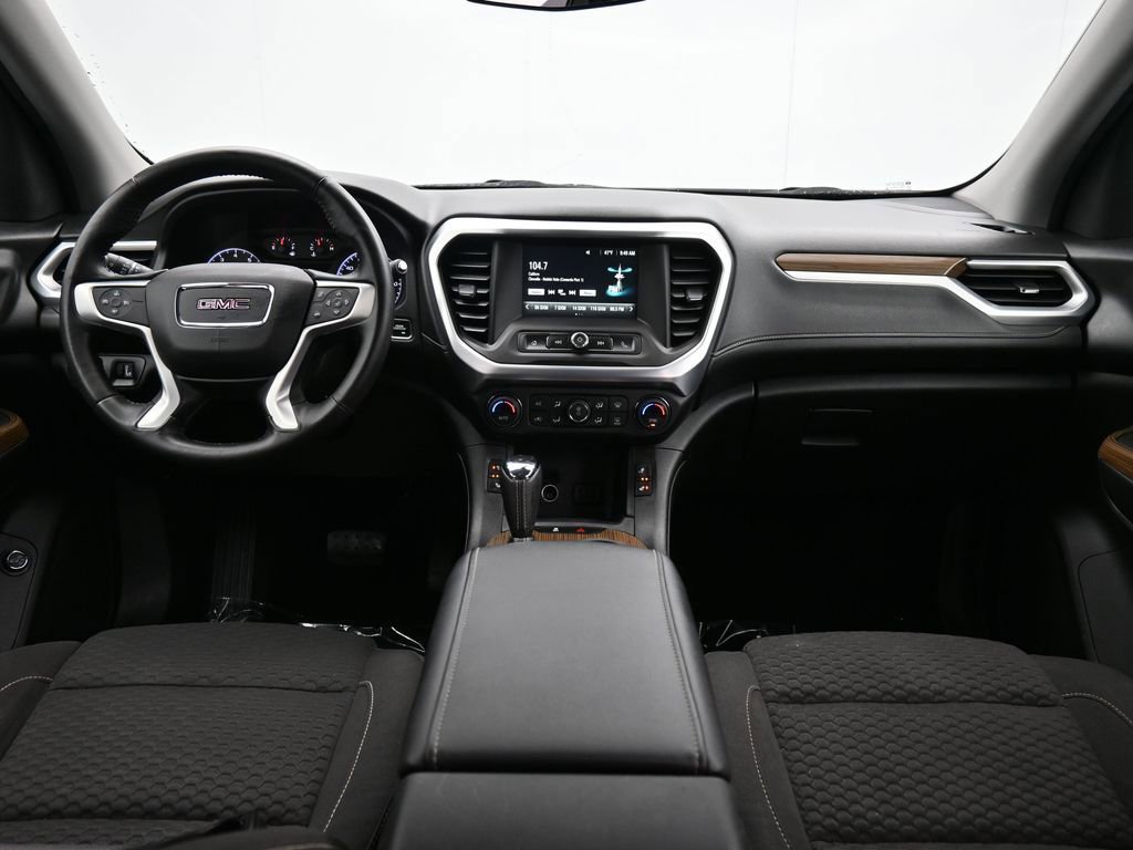2017 GMC Acadia SLE