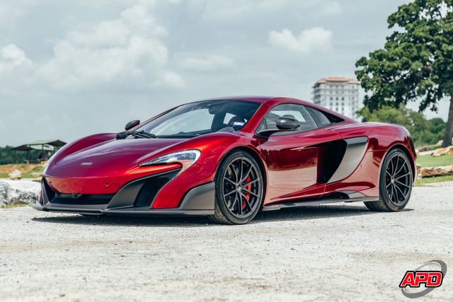 Used 2016 McLaren 675LT Coupe photo 6