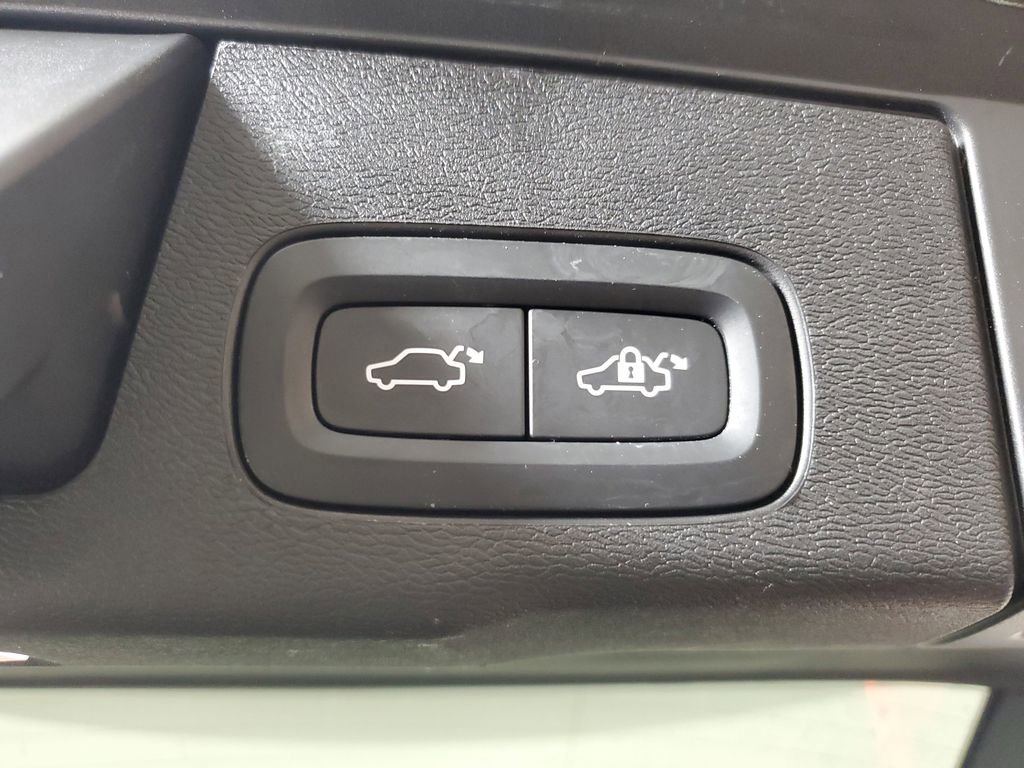 2024 Volvo Xc60 B5 Plus