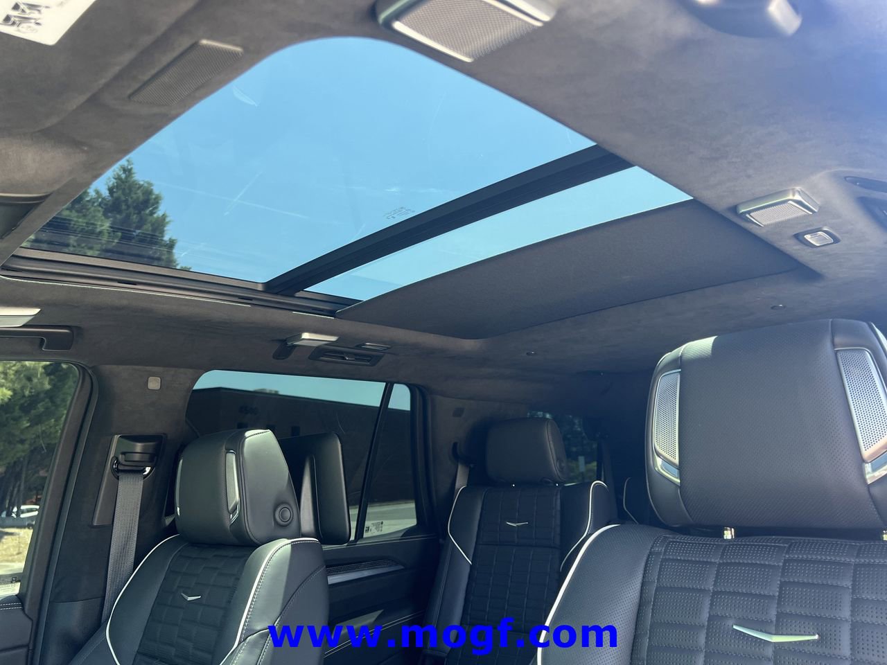 2025 Cadillac Escalade V