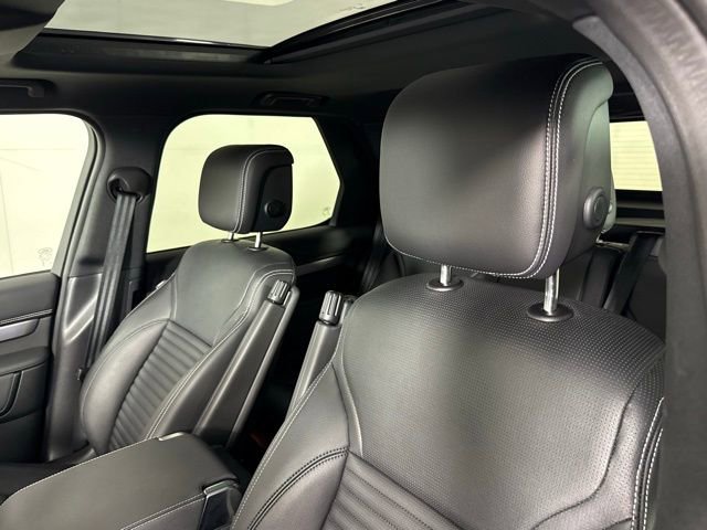 2025 Land Rover Discovery Dynamic SE