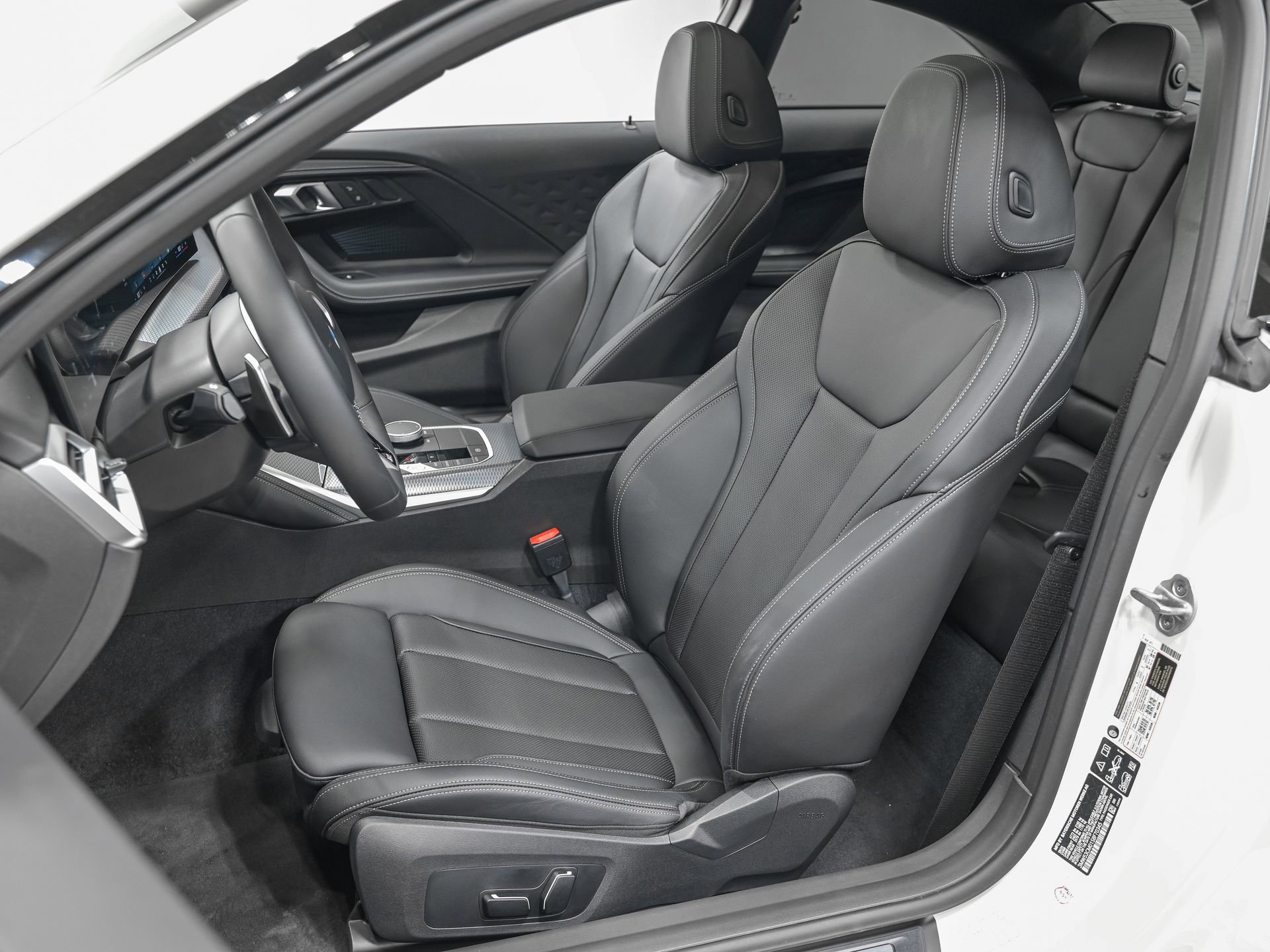 2025 BMW M240i xDrive Coupe