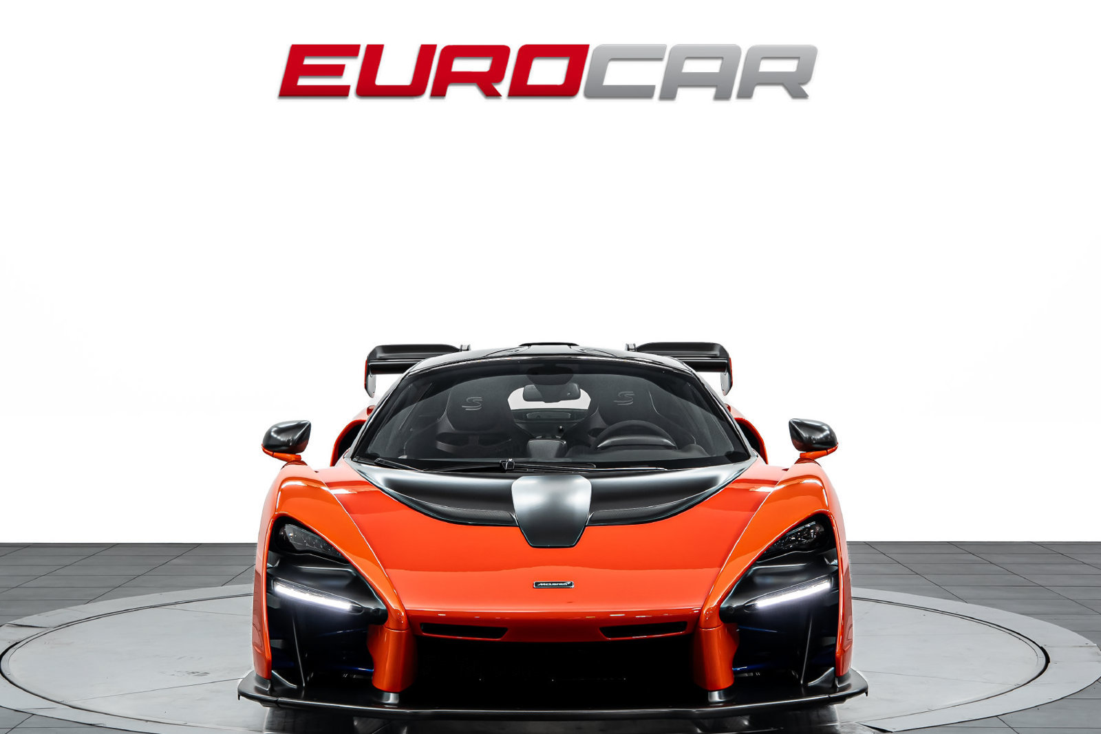 Used 2019 McLaren Senna photo 8
