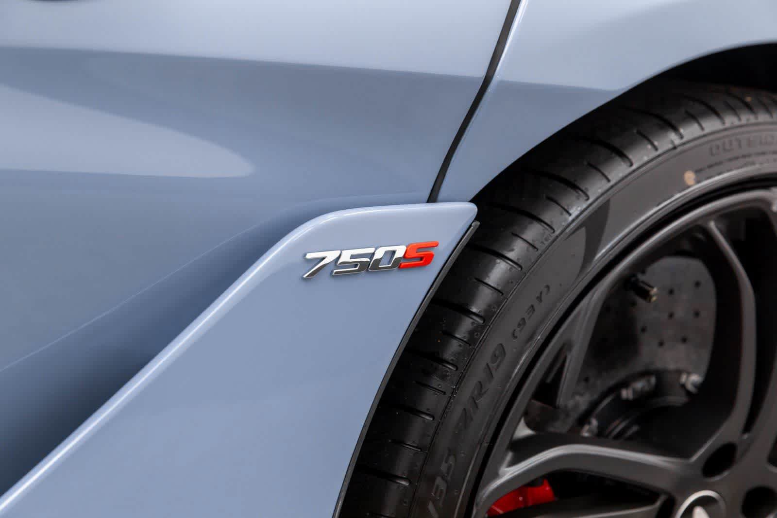 New 2026 McLaren 750S photo 44