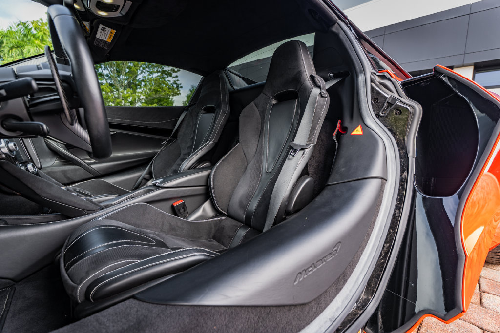 Used 2021 McLaren 720S Performance photo 20