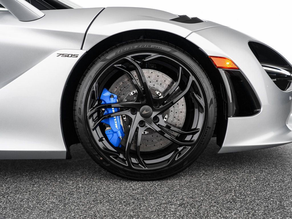 New 2027 McLaren 750S photo 36