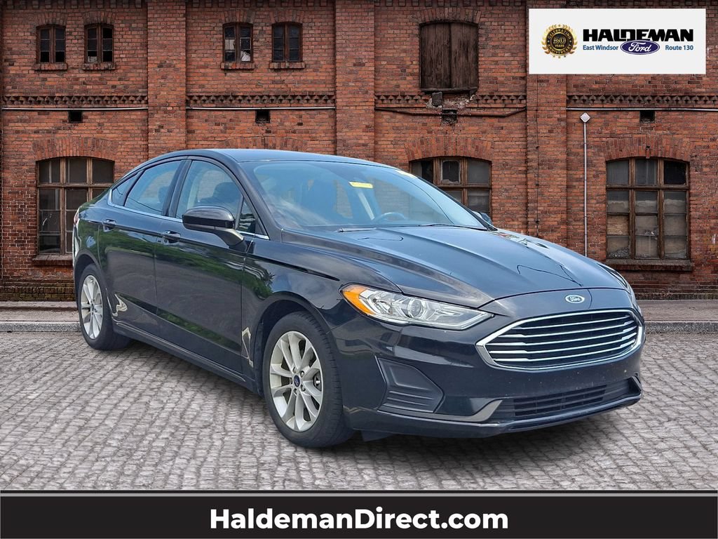 Used 2020 Ford Fusion SE
