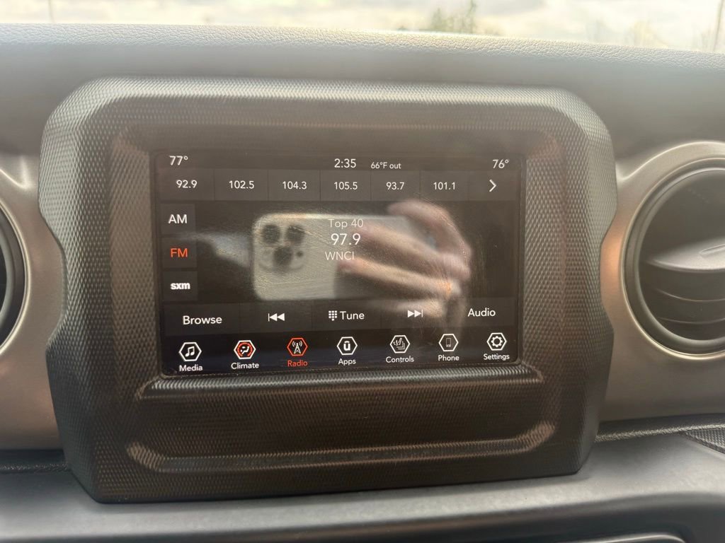 2020 Jeep Gladiator Sport