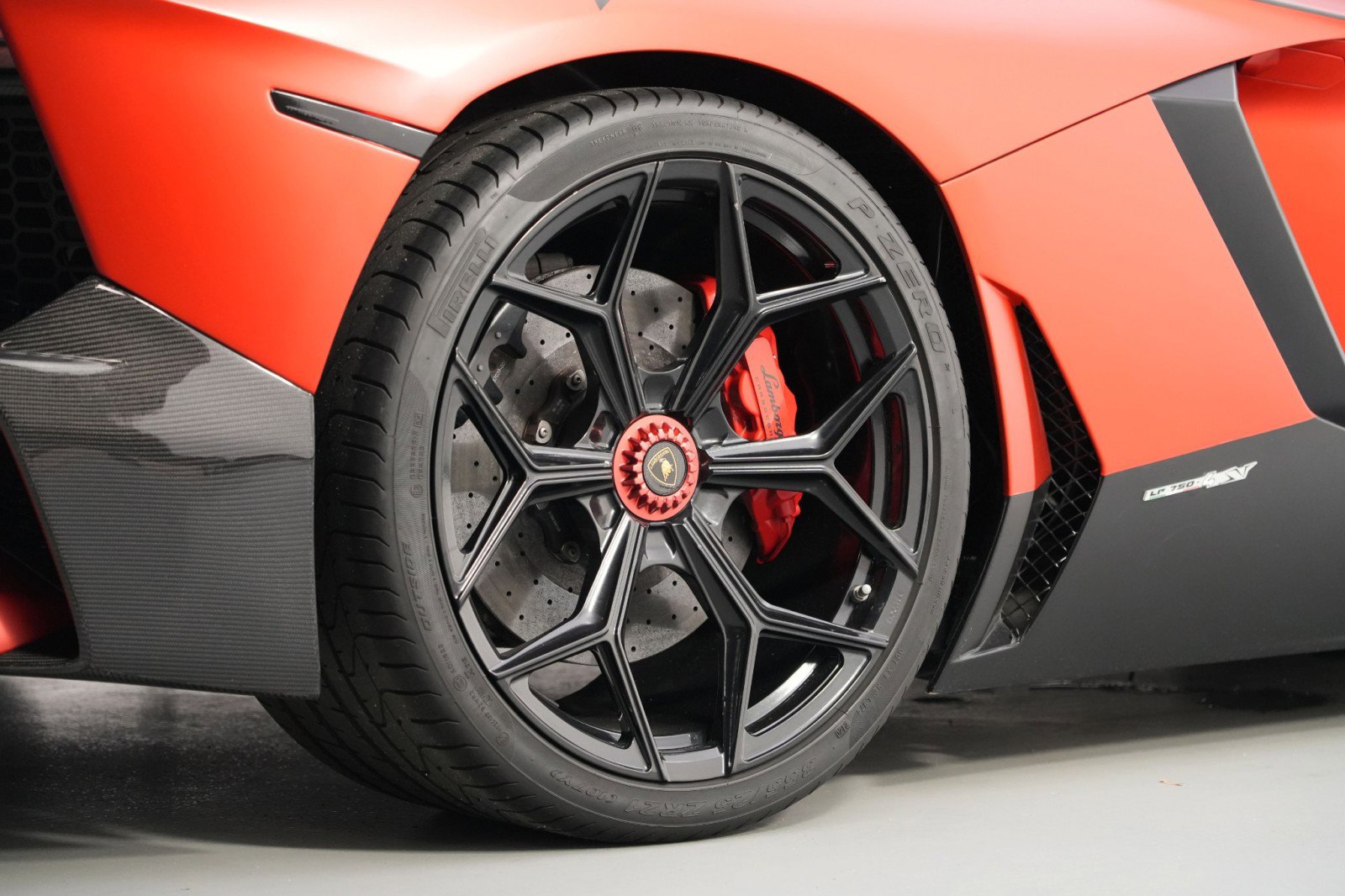 2017 Lamborghini Aventador S