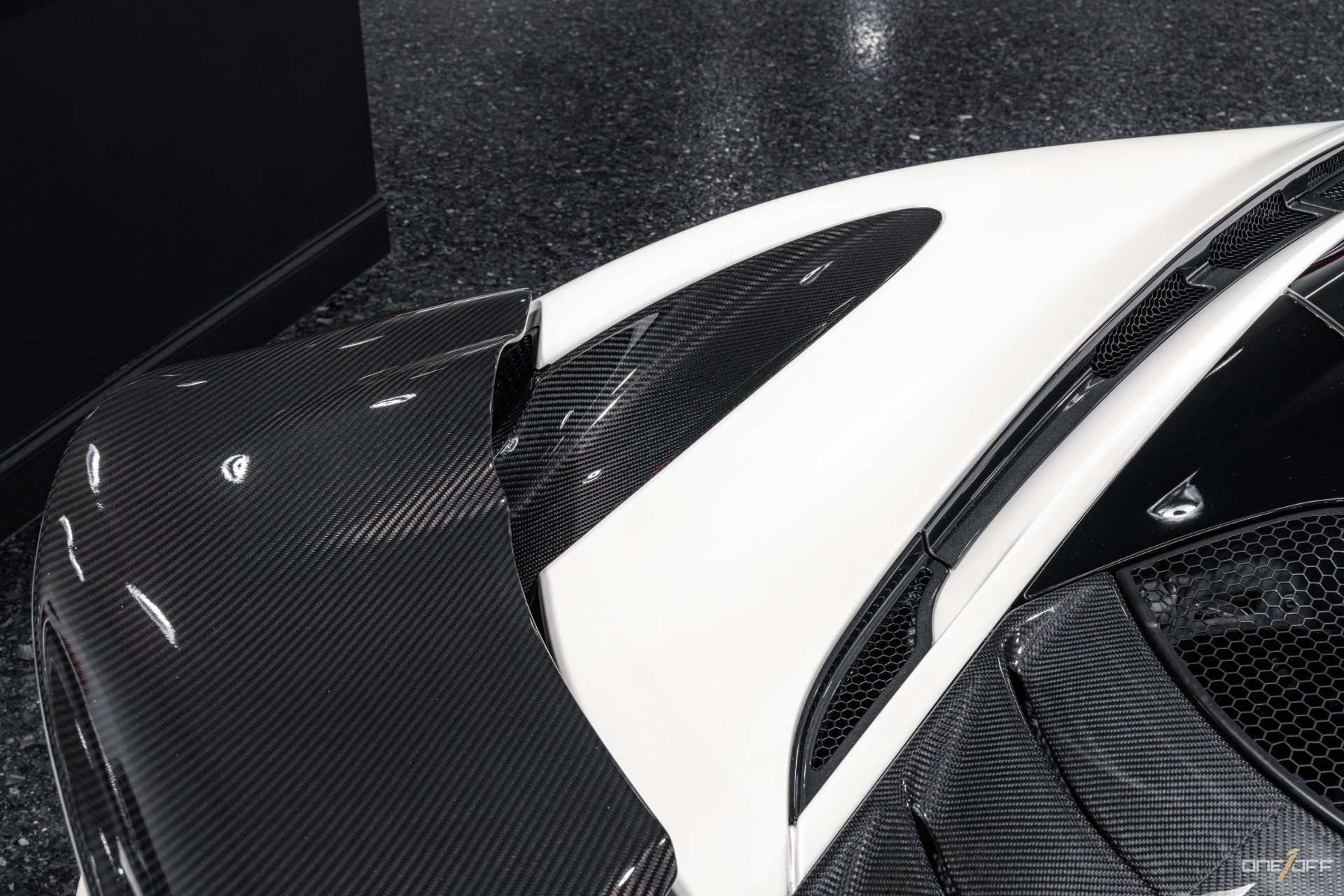 Used 2018 McLaren 720S Performance photo 10