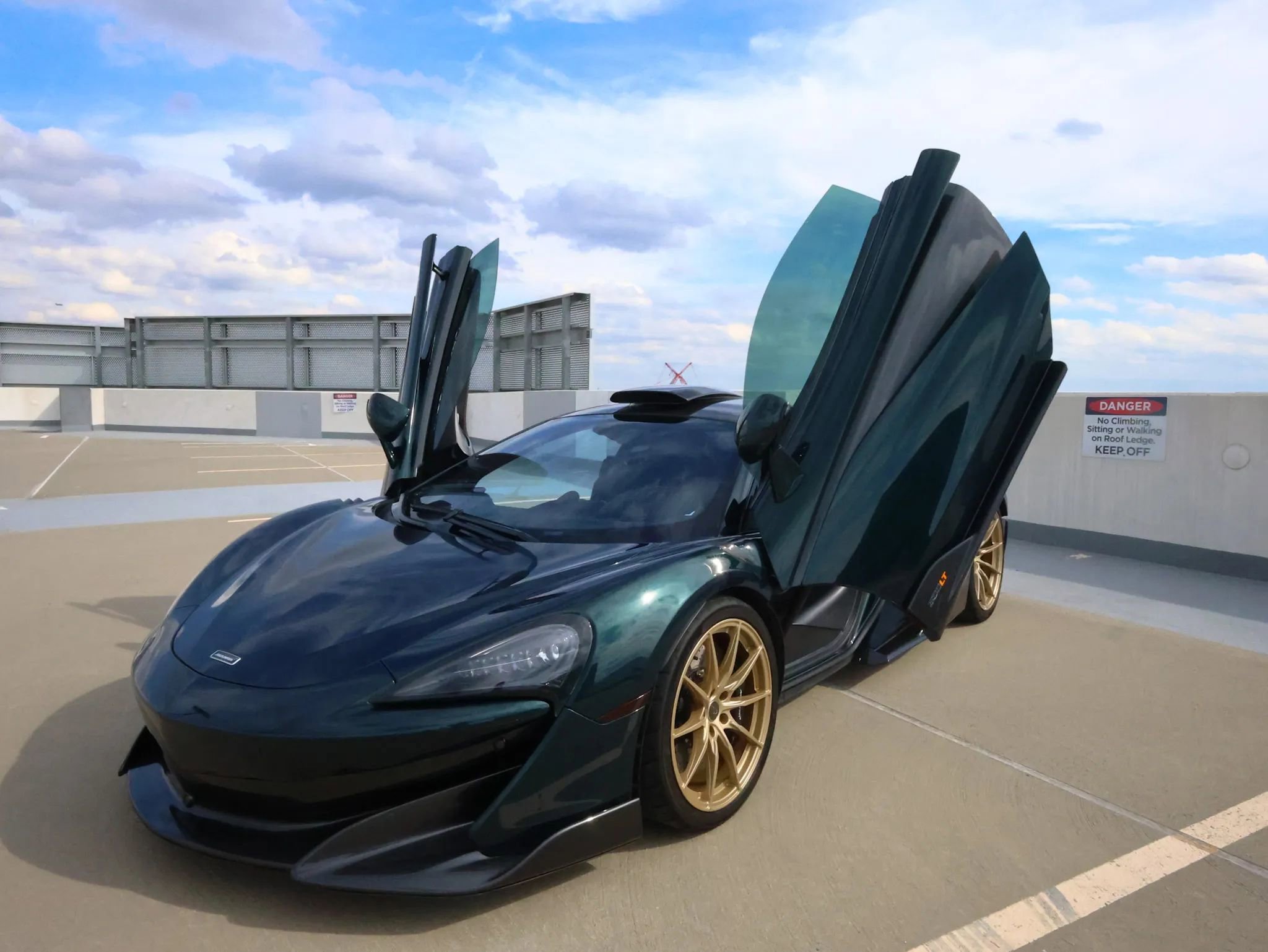 Used 2019 McLaren 600LT photo 41