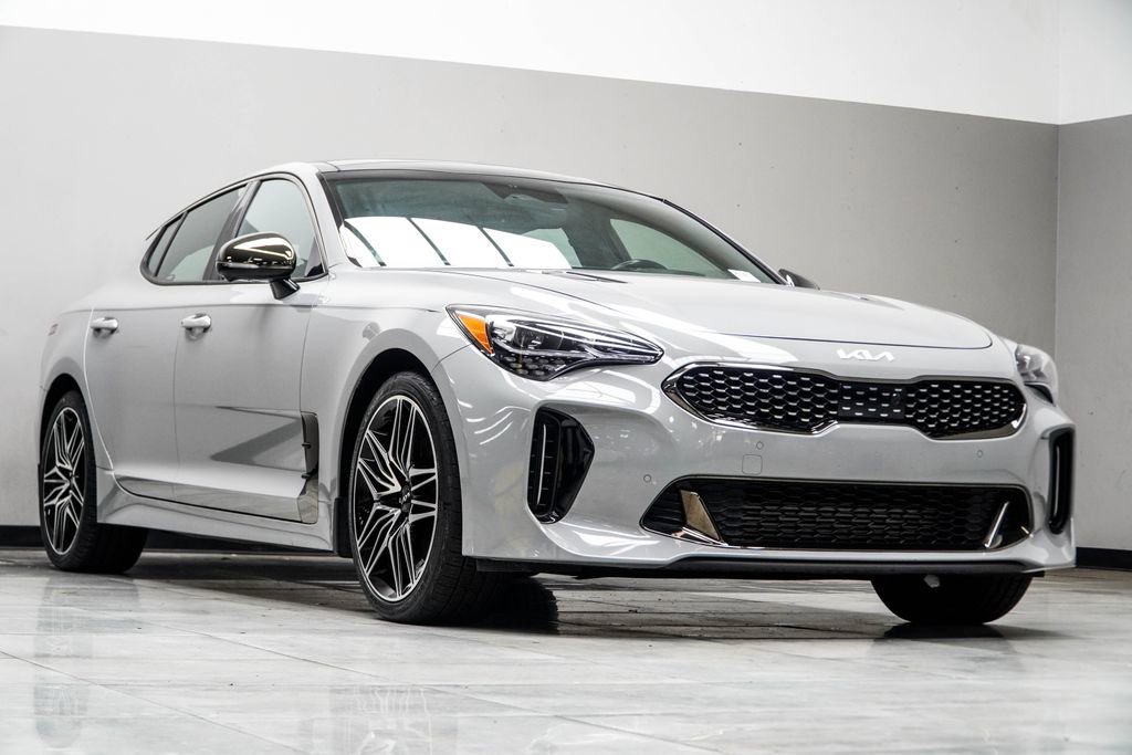 2023 Kia Stinger GT2