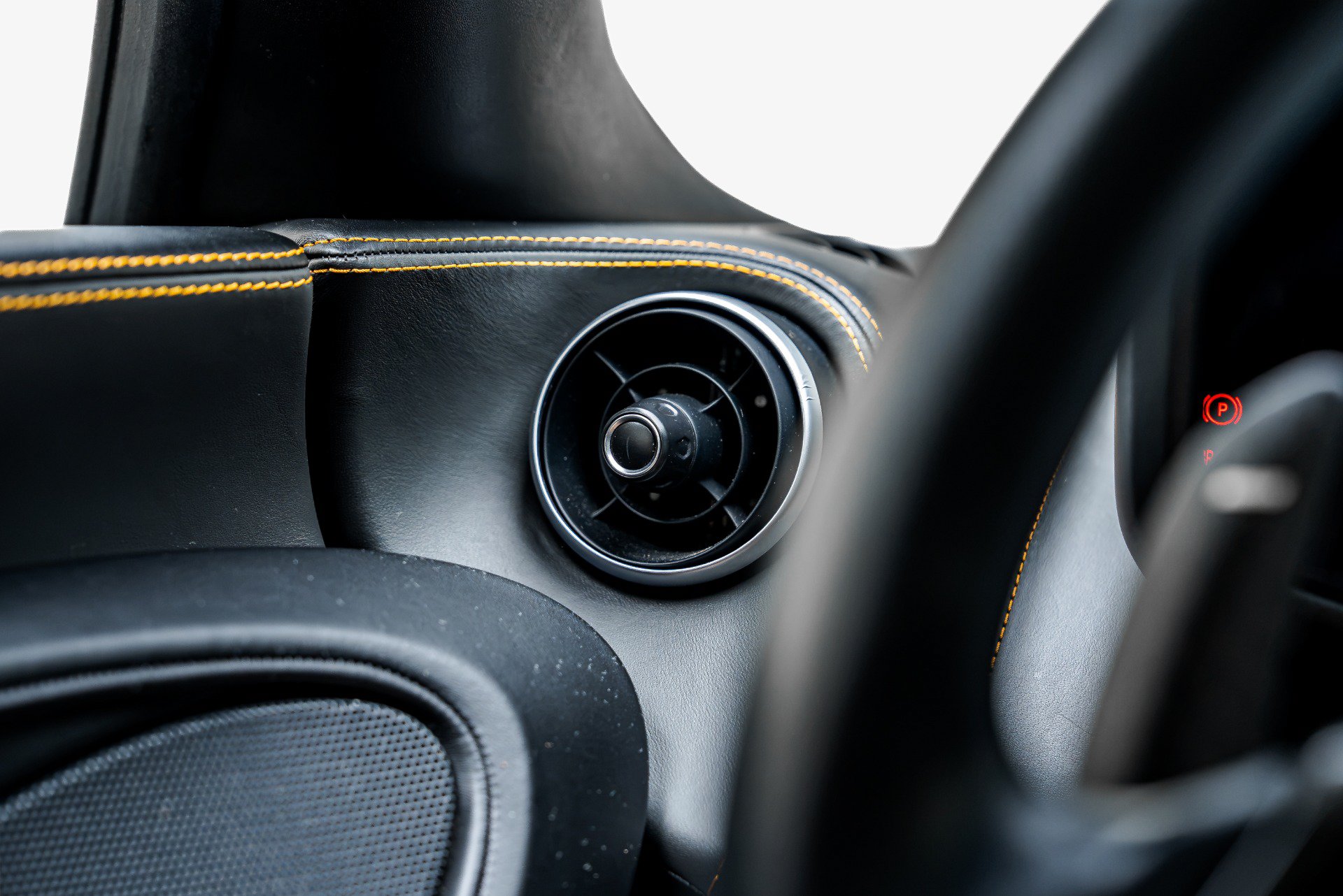 Used 2020 McLaren 600LT Spider photo 43