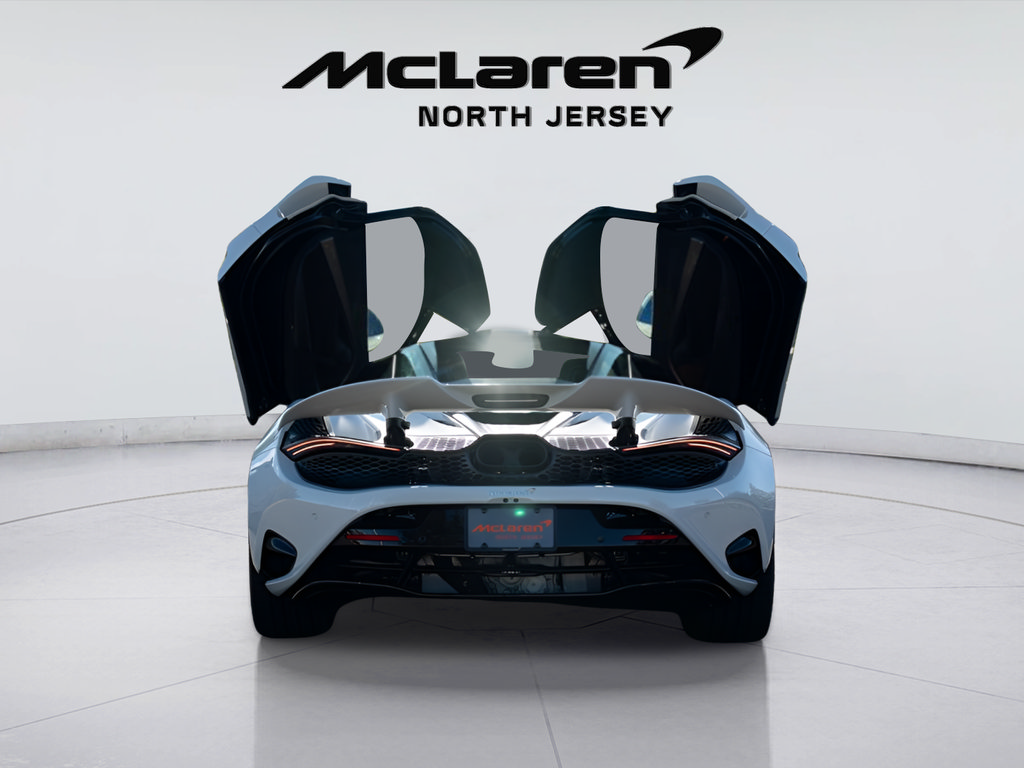 New 2026 McLaren 750S photo 12