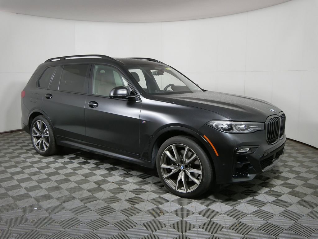 2022 BMW X7 M50i