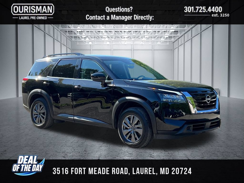 Used 2025 Nissan Pathfinder SV