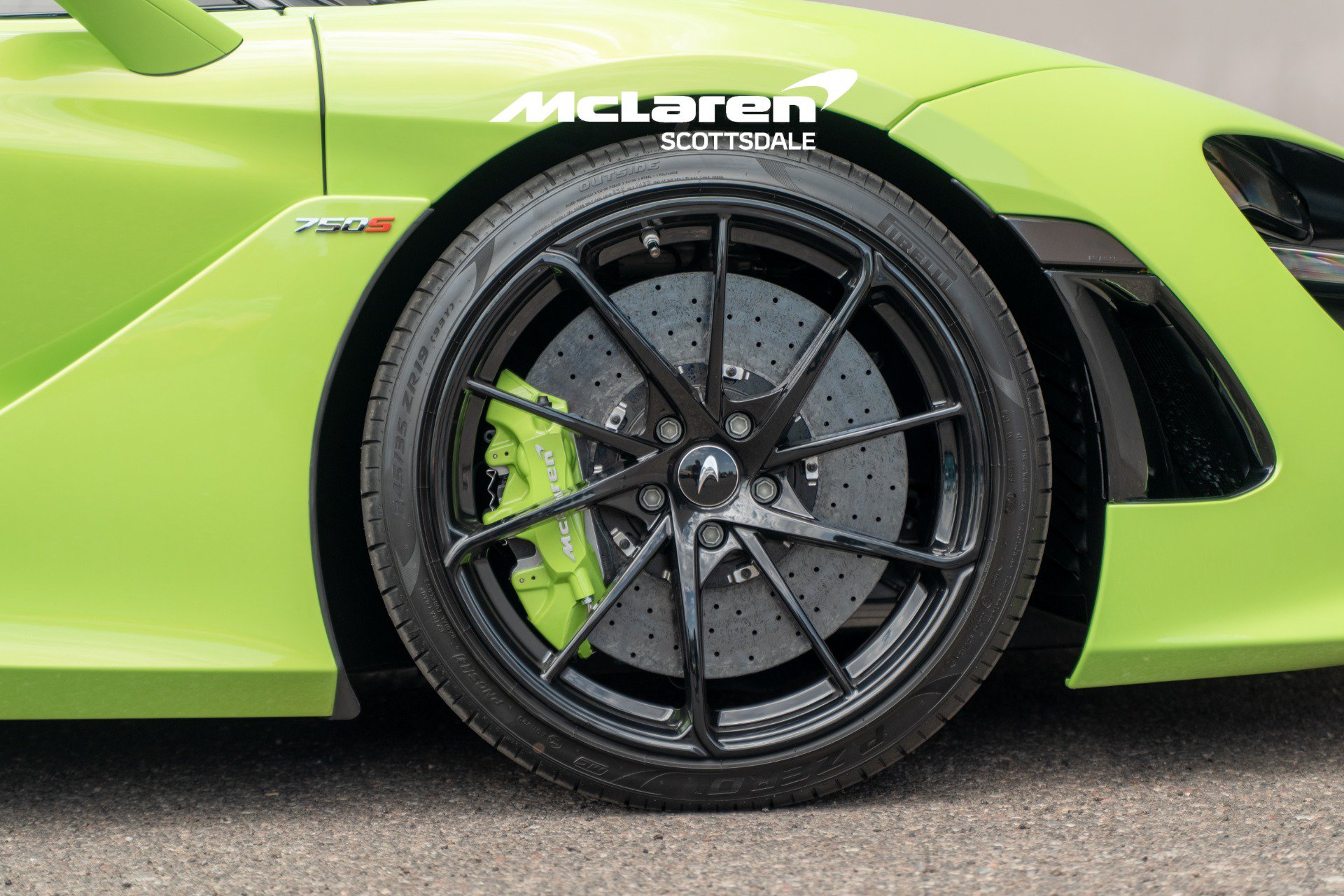 Used 2026 McLaren 750S Spider photo 32