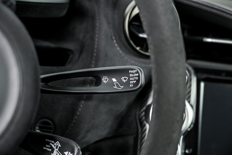 Used 2019 McLaren 720S Performance photo 29